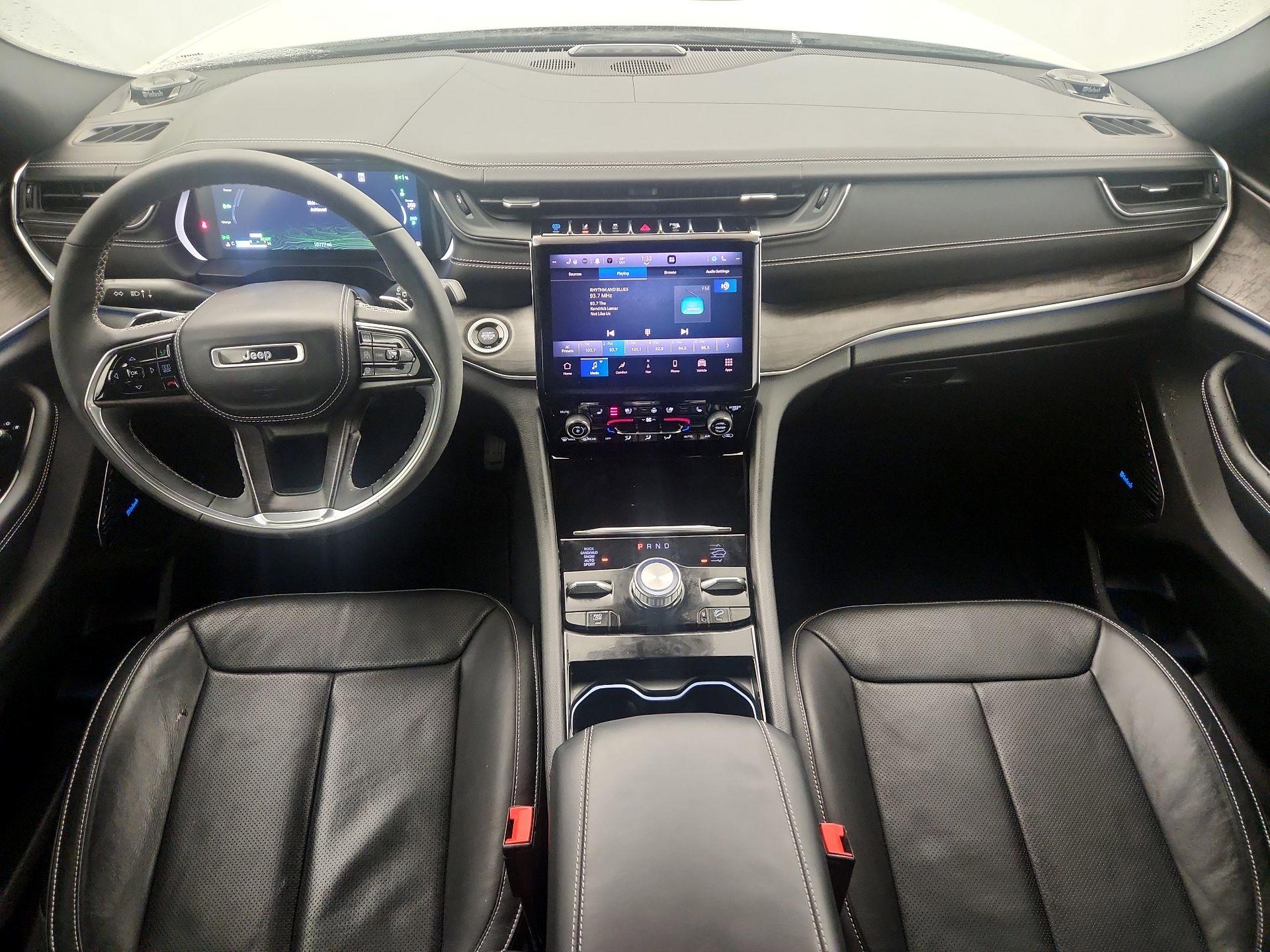 Thumbnail: 2022 Jeep Grand Cherokee - 9