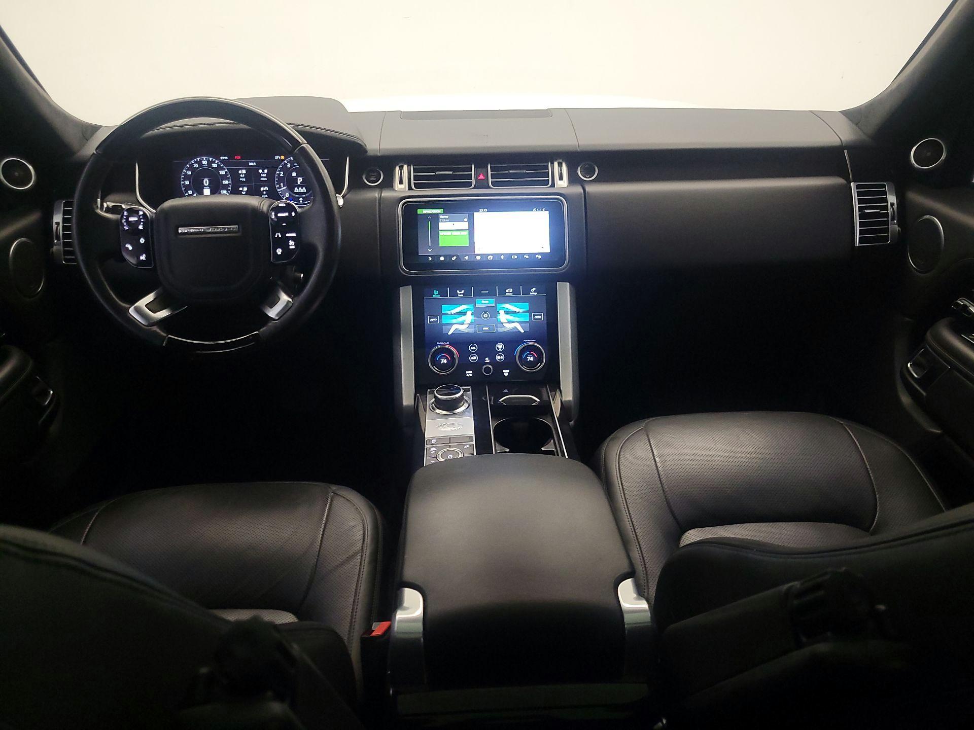 Thumbnail: 2019 Land Rover Range Rover - 9