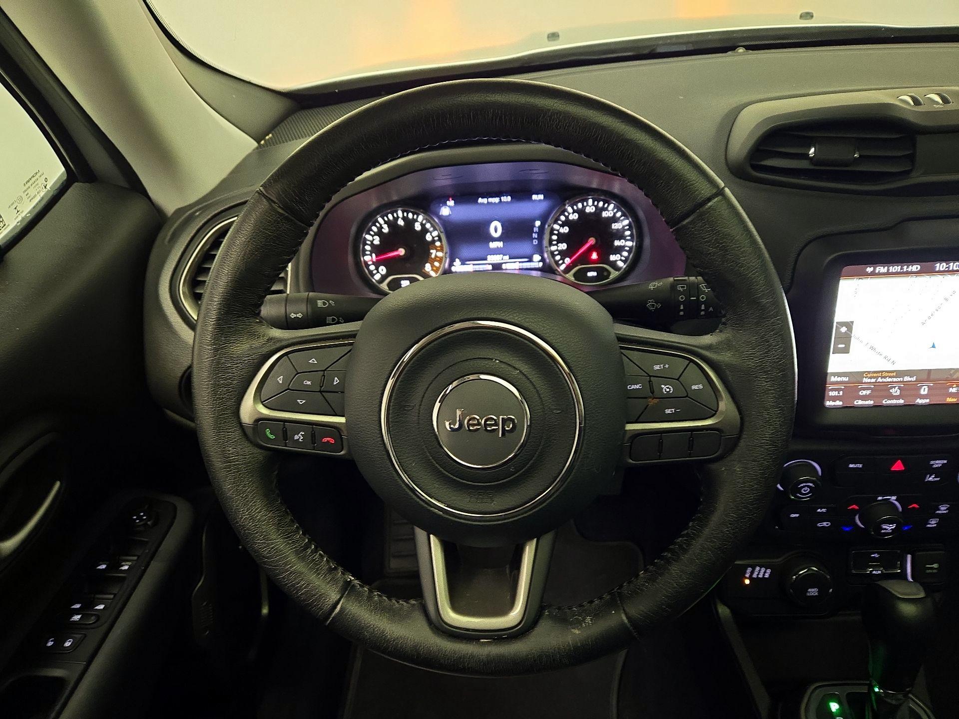 Thumbnail: 2021 Jeep Renegade - 10