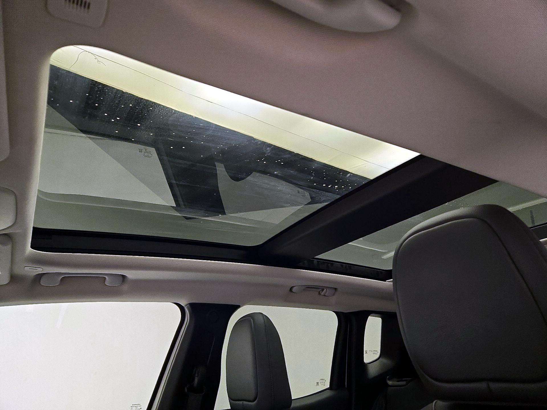 Thumbnail: 2021 Jeep Renegade - 20