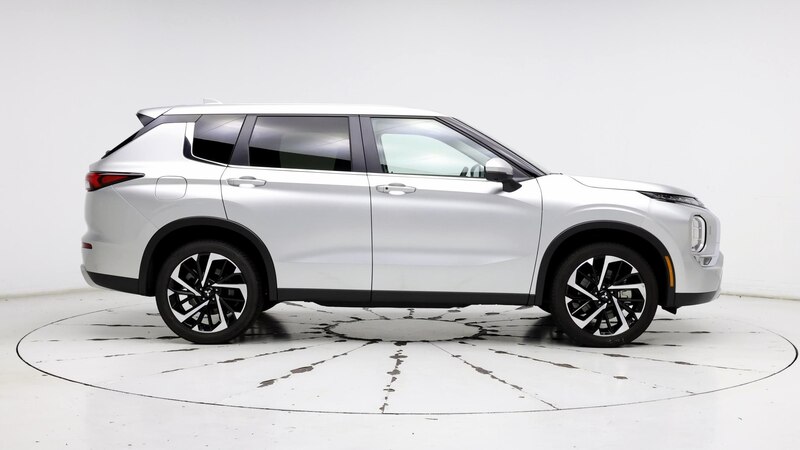 2024 Mitsubishi Outlander SE 7