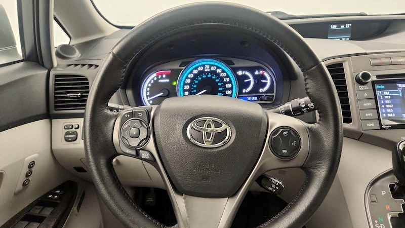 2015 Toyota Venza XLE 10