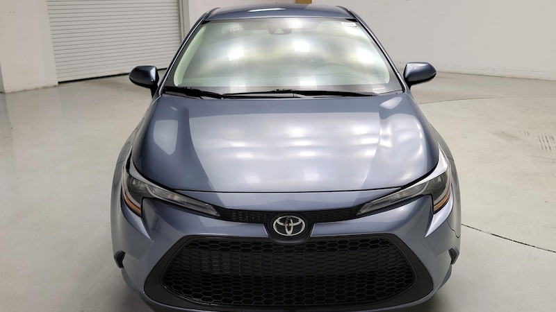 2021 Toyota Corolla LE 2