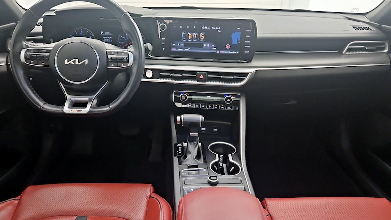 2022 Kia K5 GT-Line 9