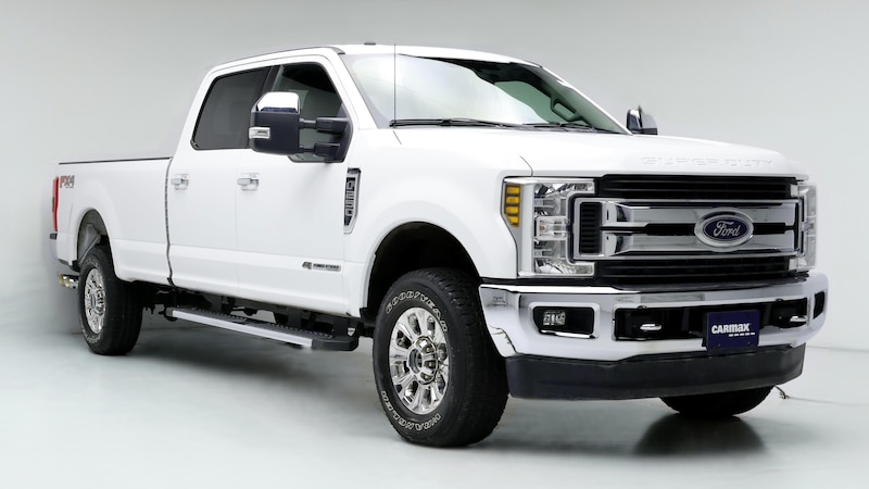 2019 Ford F-250 XLT Hero Image