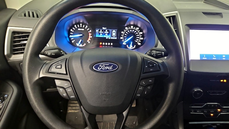 2020 Ford Edge SE 10