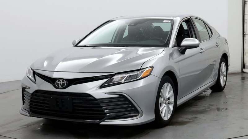 2022 Toyota Camry LE 4