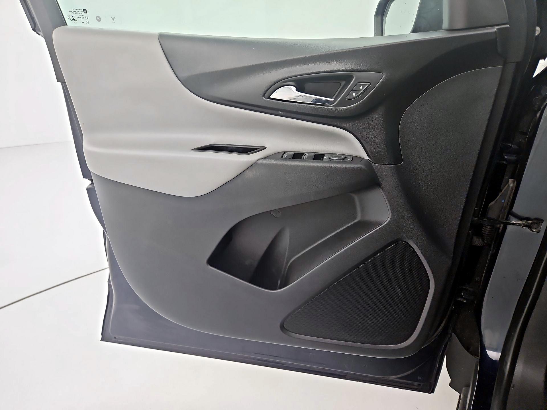 Thumbnail: 2020 Chevrolet Equinox - 12