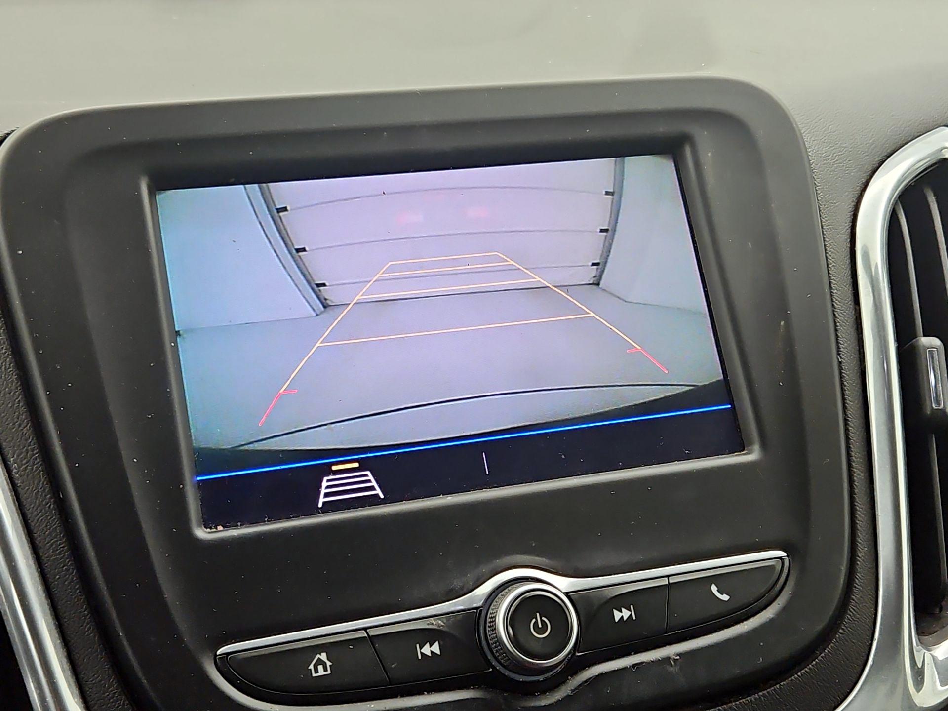 Thumbnail: 2020 Chevrolet Equinox - 15