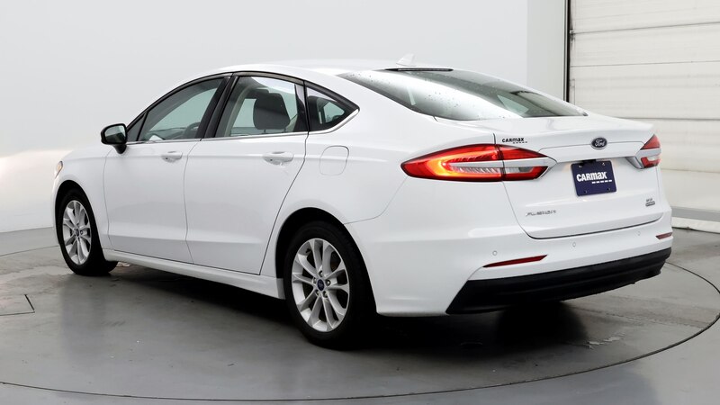 2020 Ford Fusion SE 2