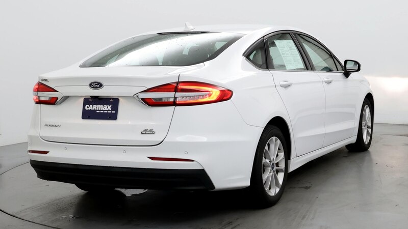 2020 Ford Fusion SE 8