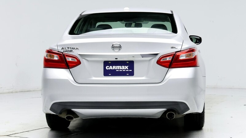 2017 Nissan Altima SL 6