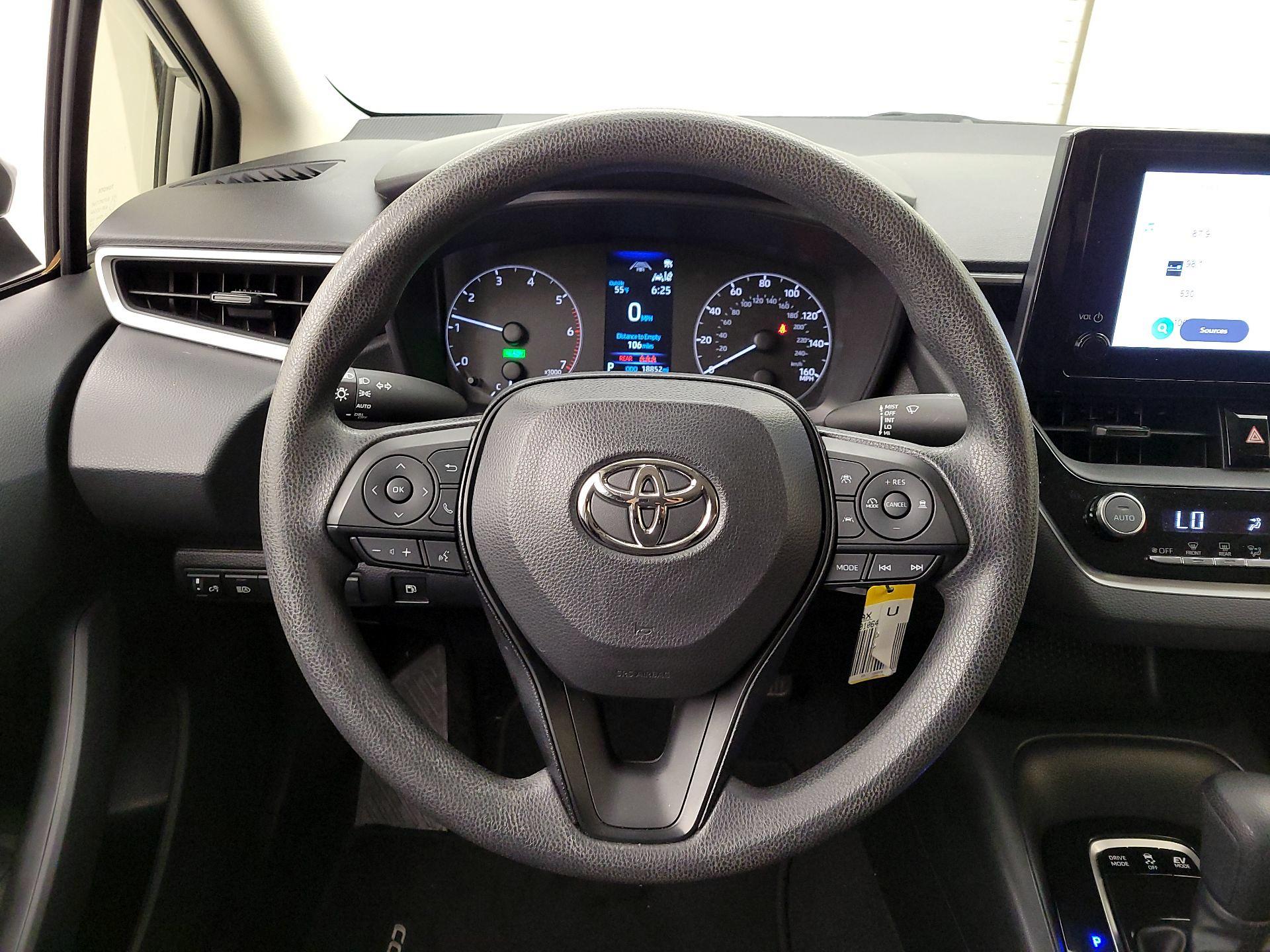 Thumbnail: 2023 Toyota Corolla - 10
