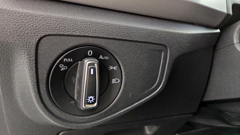 2022 Volkswagen Atlas SE 13
