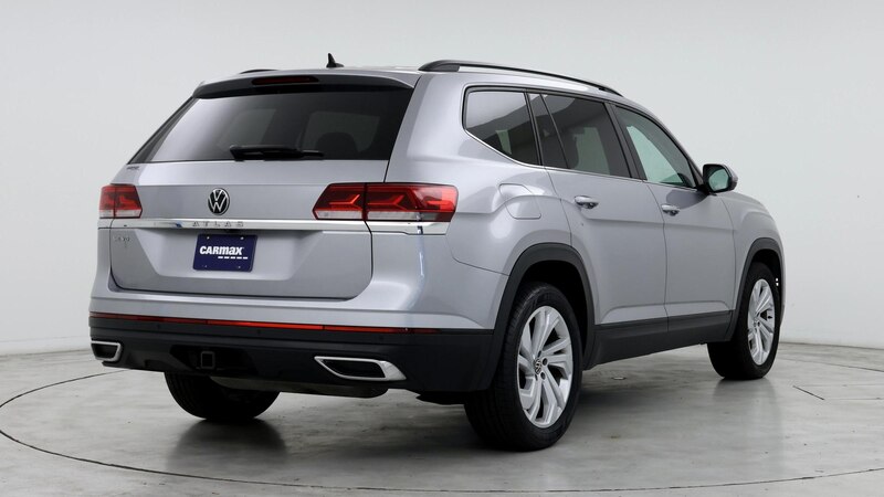 2022 Volkswagen Atlas SE 8