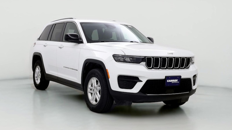 2023 Jeep Grand Cherokee Laredo Hero Image