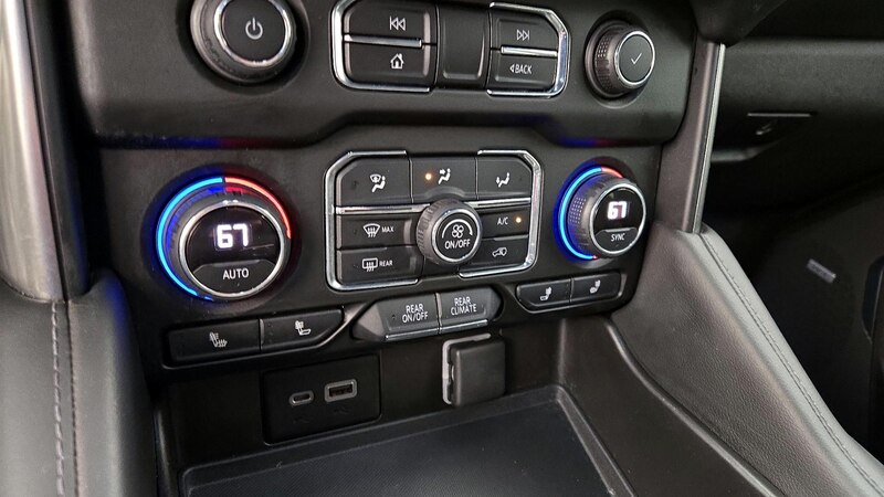 2021 Chevrolet Suburban 1500 LT 16