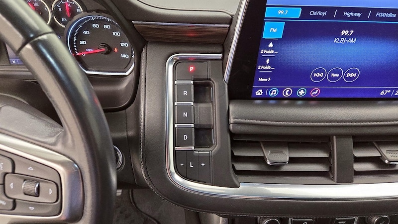 2021 Chevrolet Suburban 1500 LT 17