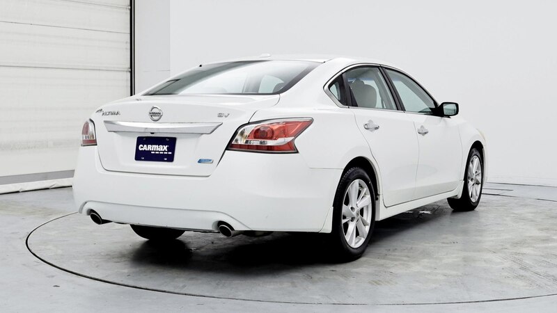 2014 Nissan Altima SV 8