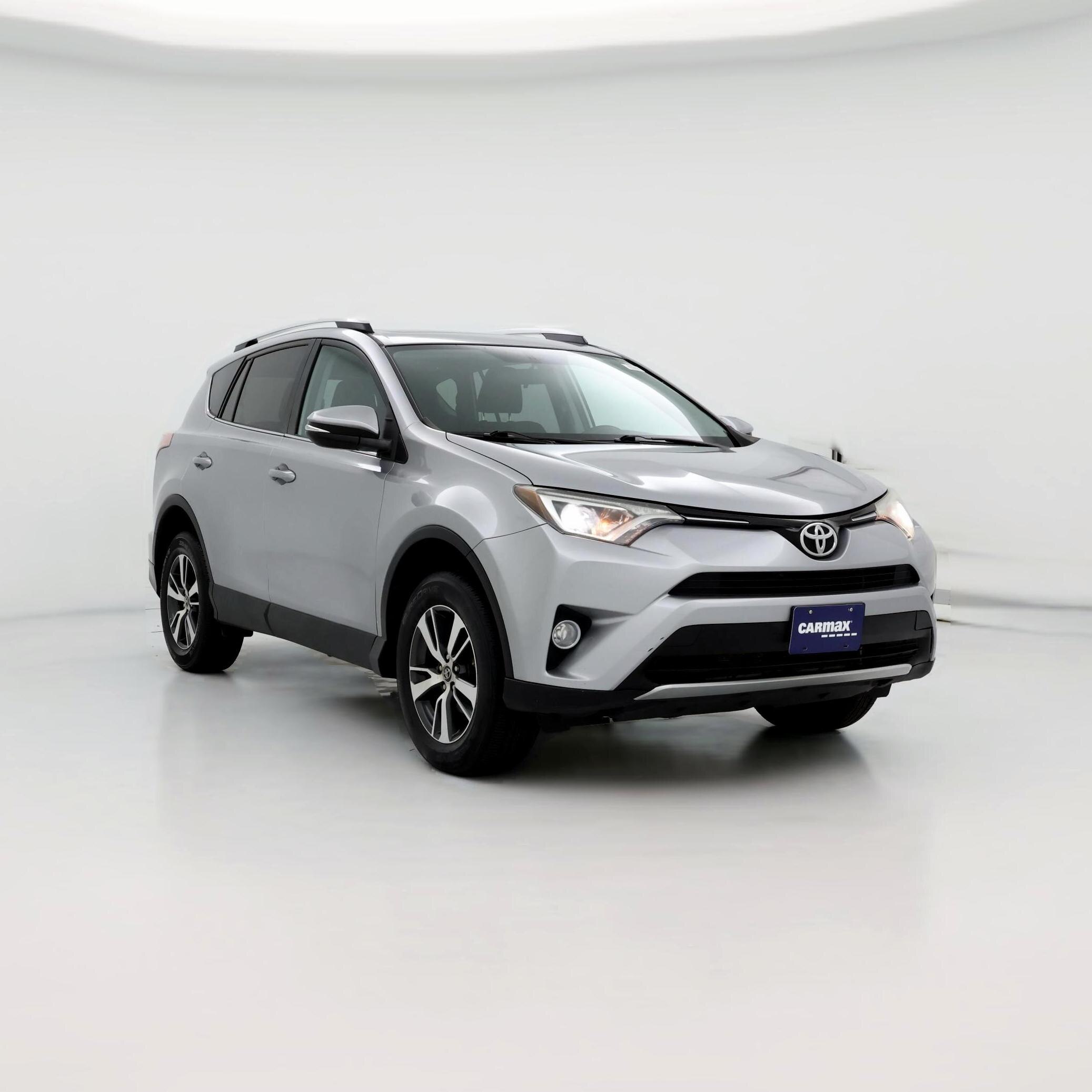 Thumbnail: 2016 Toyota RAV4 - 1