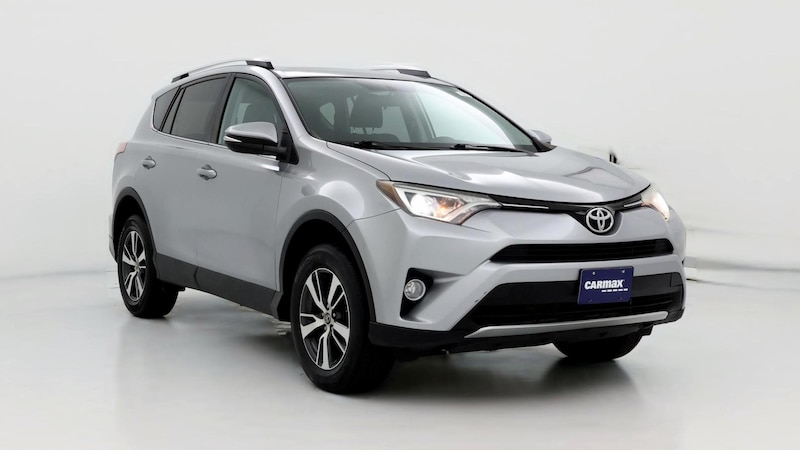 2016 Toyota RAV4 XLE Hero Image