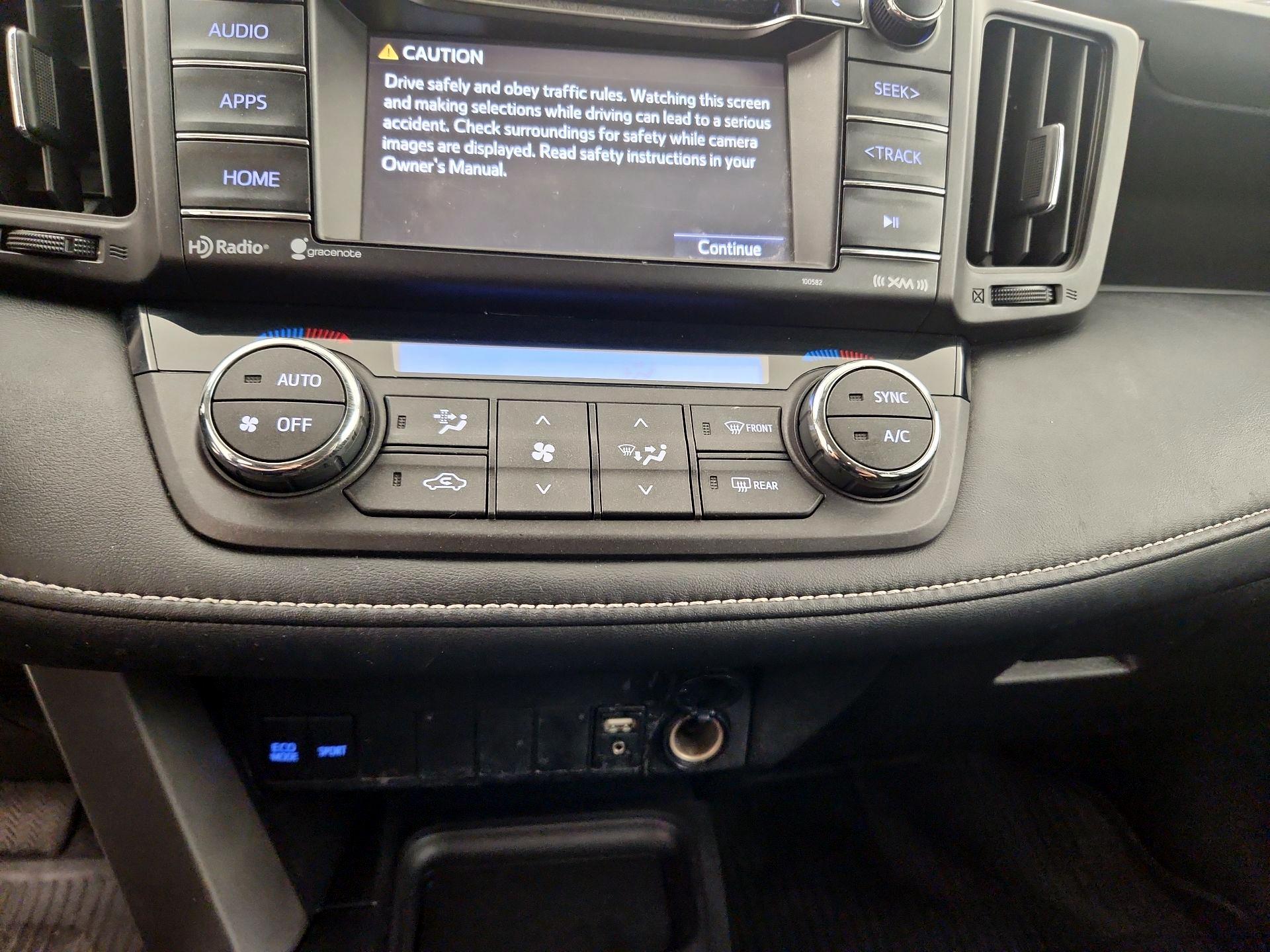 Thumbnail: 2016 Toyota RAV4 - 16