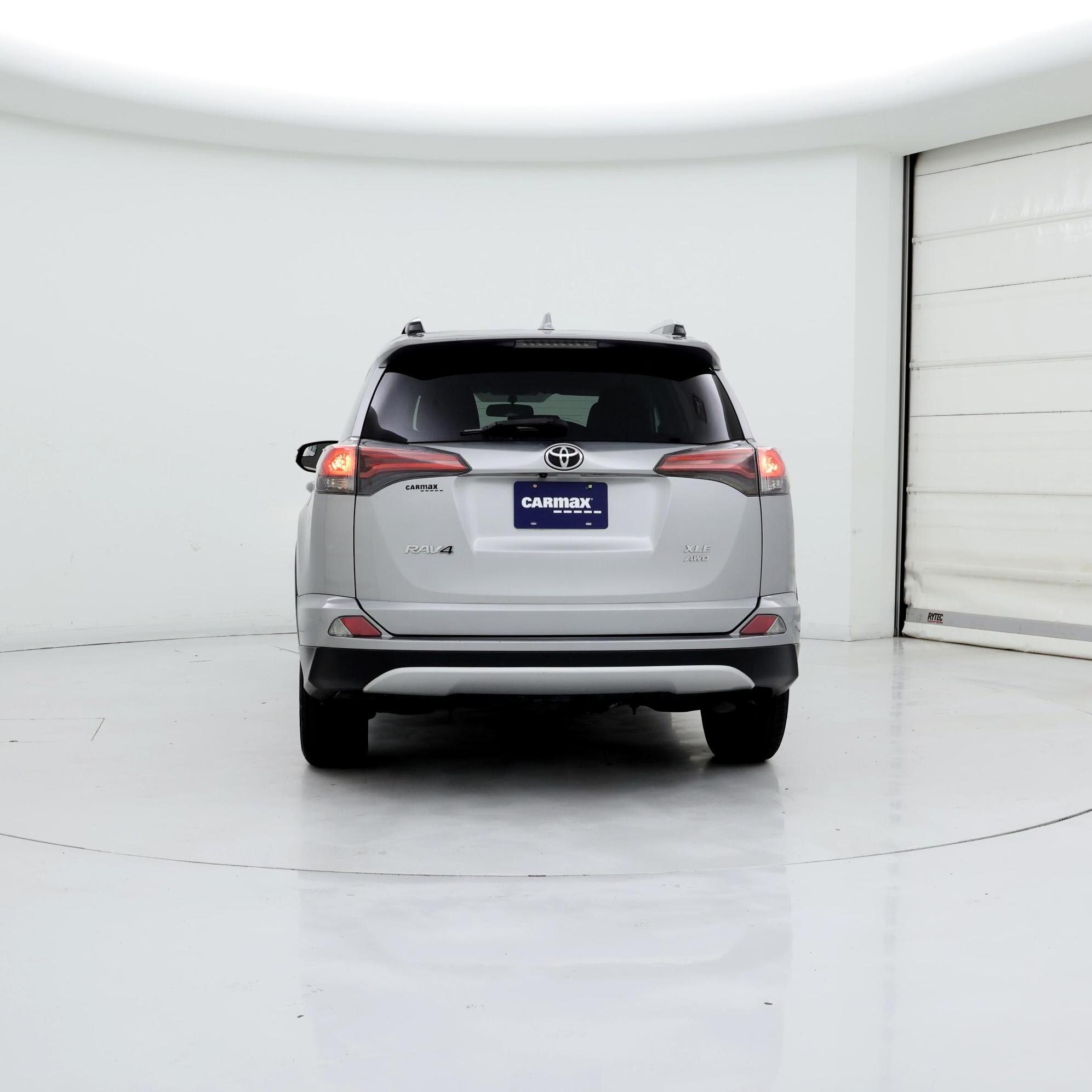 Thumbnail: 2016 Toyota RAV4 - 6