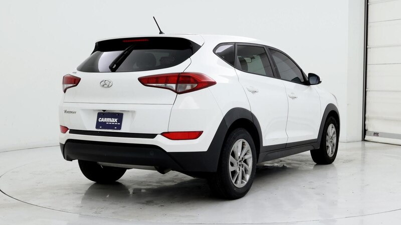 2018 Hyundai Tucson SE 8