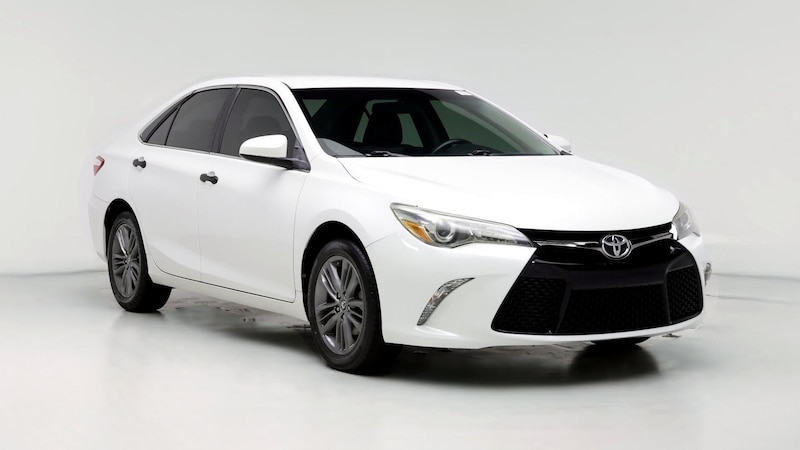 2017 Toyota Camry SE Hero Image