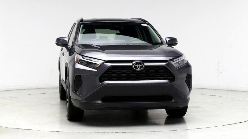 2022 Toyota RAV4 XLE 5