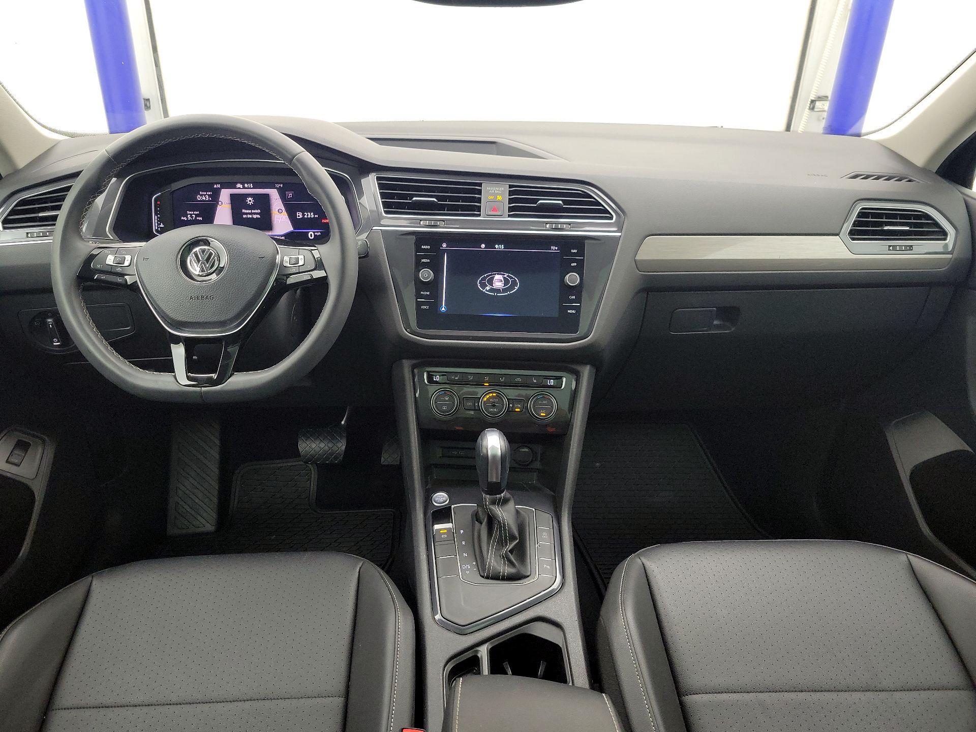 Thumbnail: 2021 Volkswagen Tiguan - 9