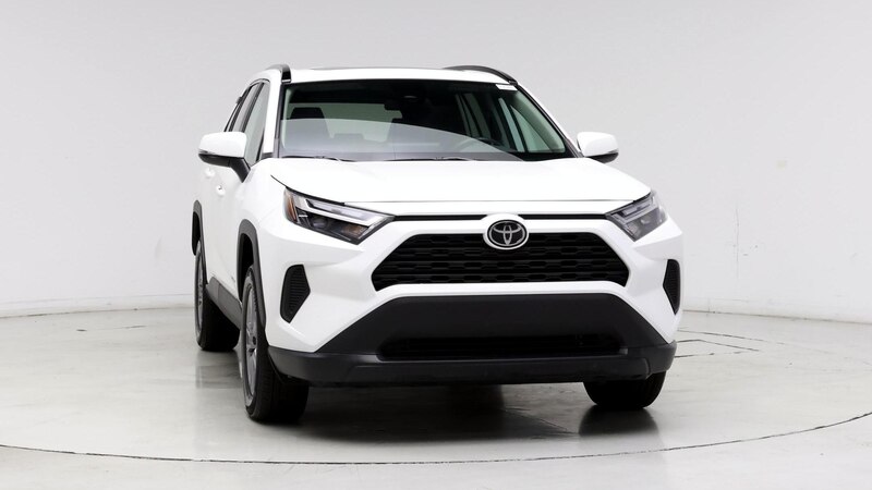 2022 Toyota RAV4 XLE 5