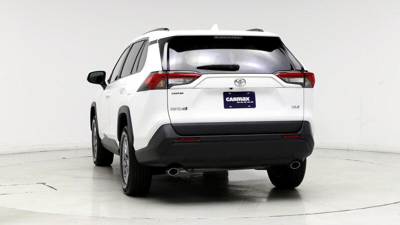 2022 Toyota RAV4 XLE 6