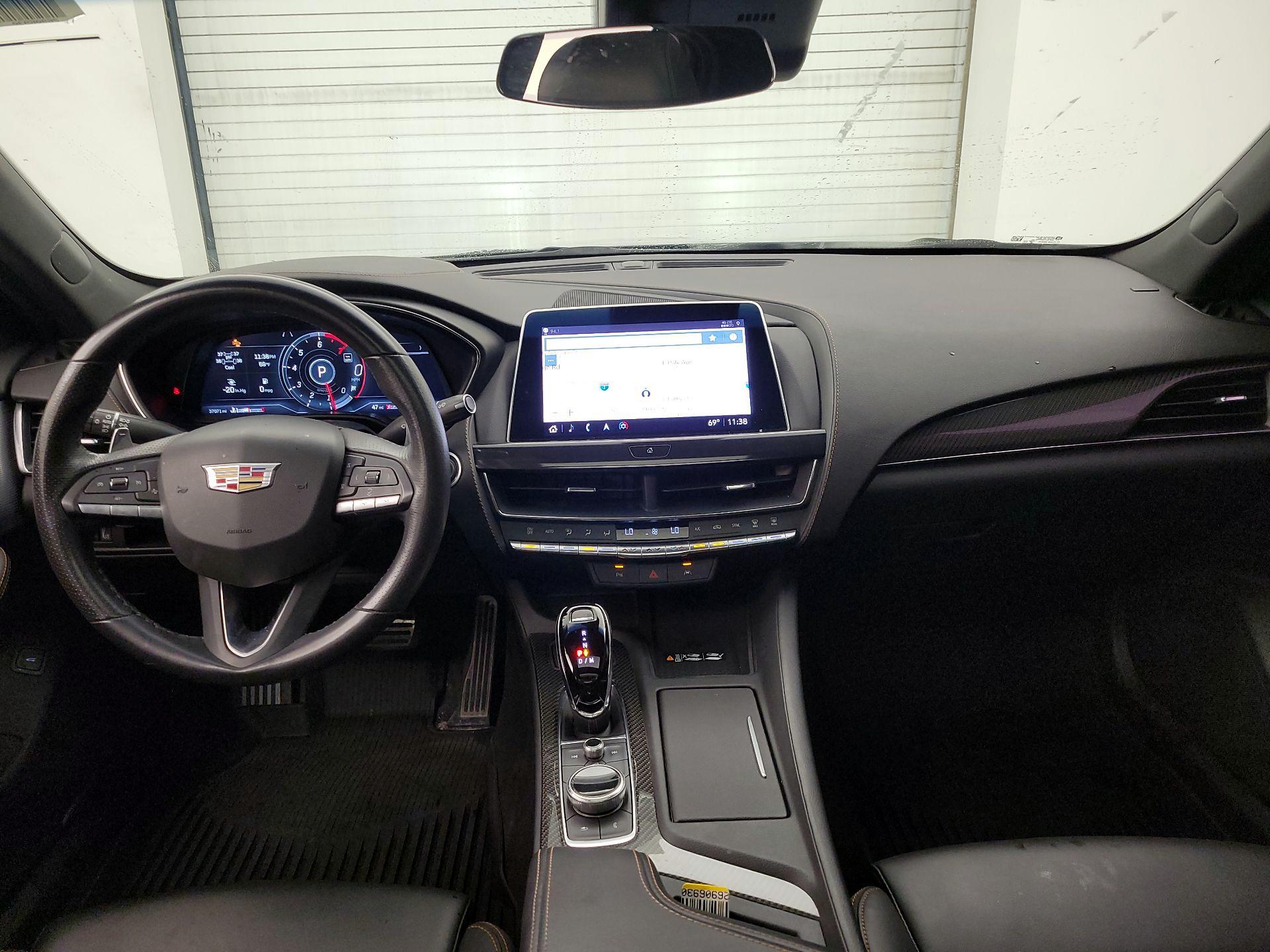 Thumbnail: 2023 Cadillac CT5 - 9