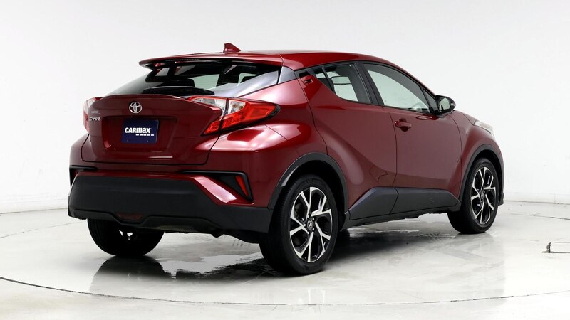 2018 Toyota C-HR XLE 8