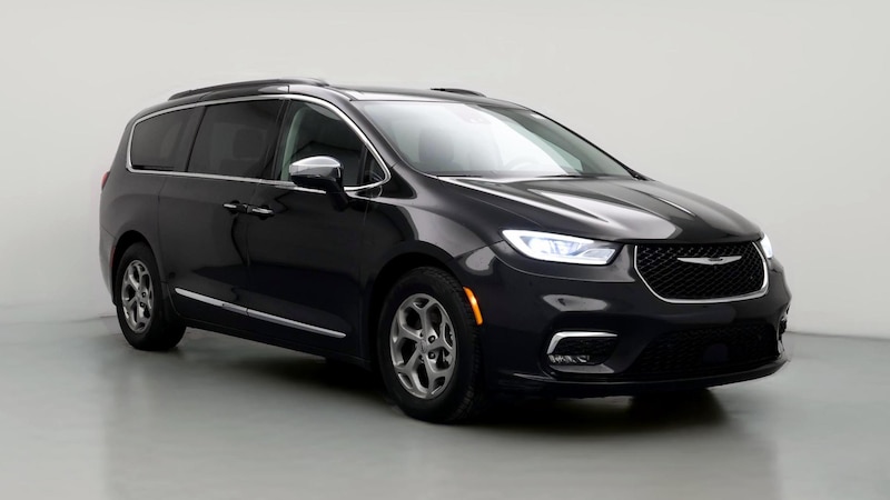 2022 Chrysler Pacifica Limited Hero Image