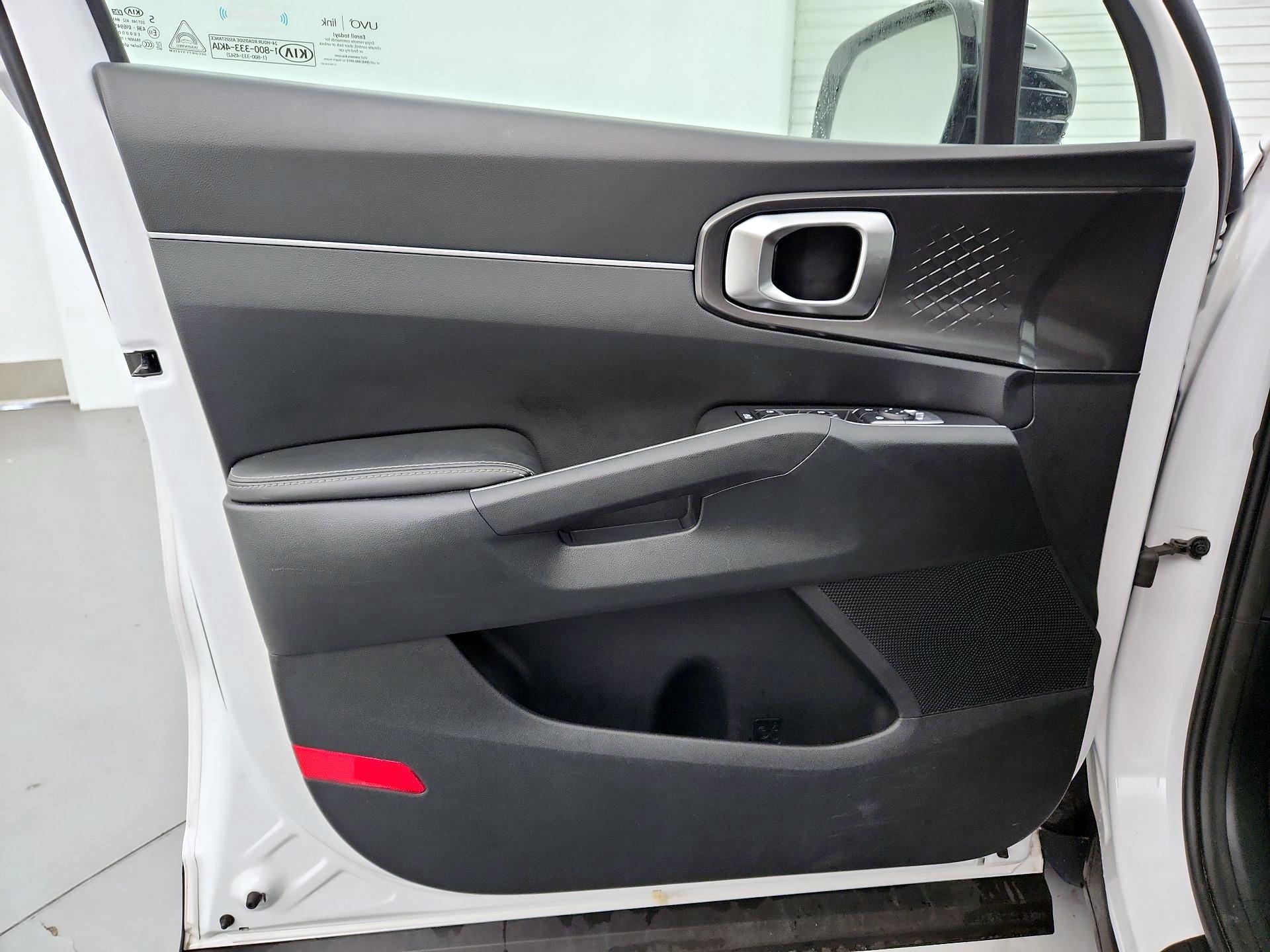 Thumbnail: 2021 Kia Sorento - 12