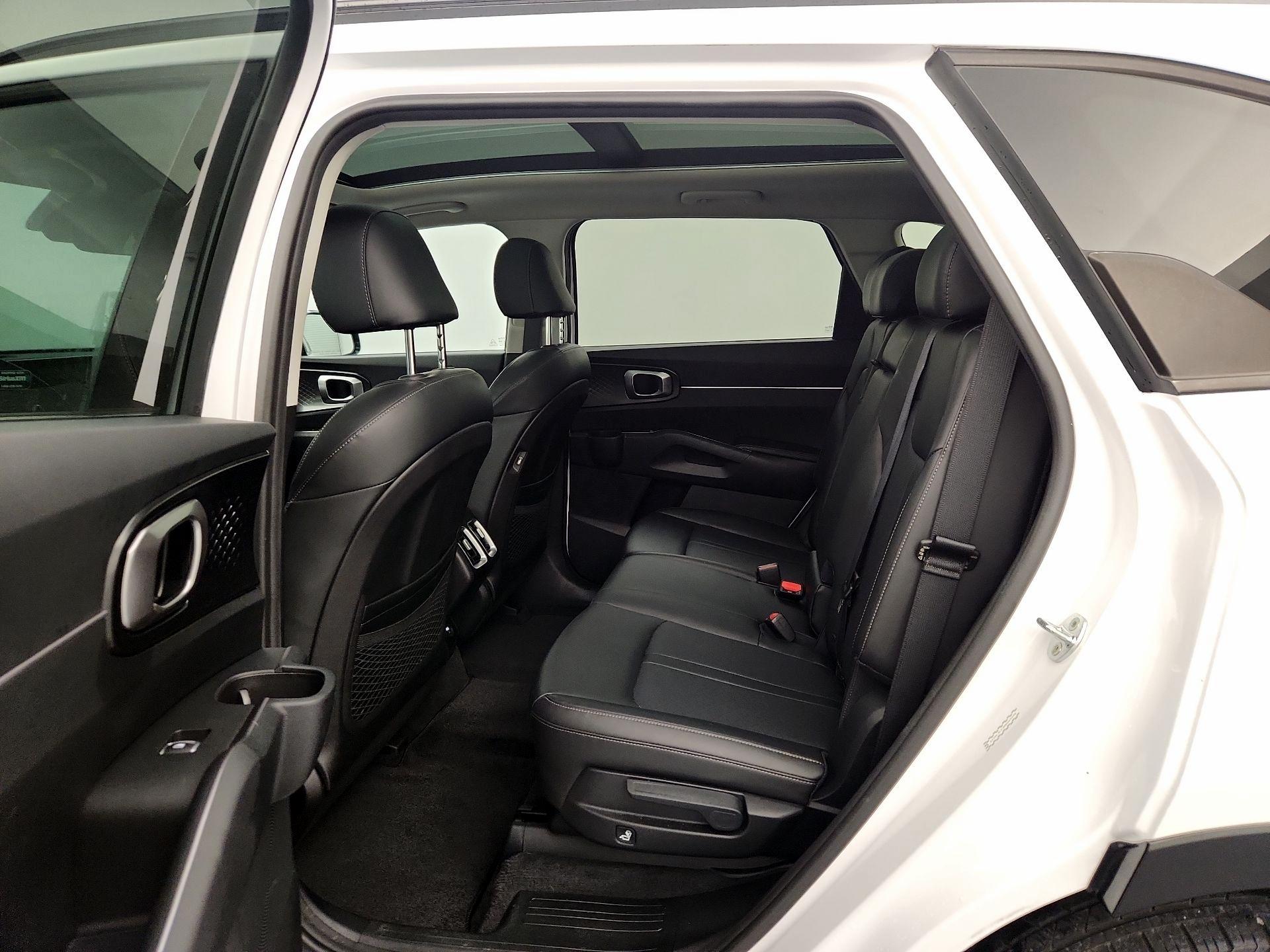 Thumbnail: 2021 Kia Sorento - 20