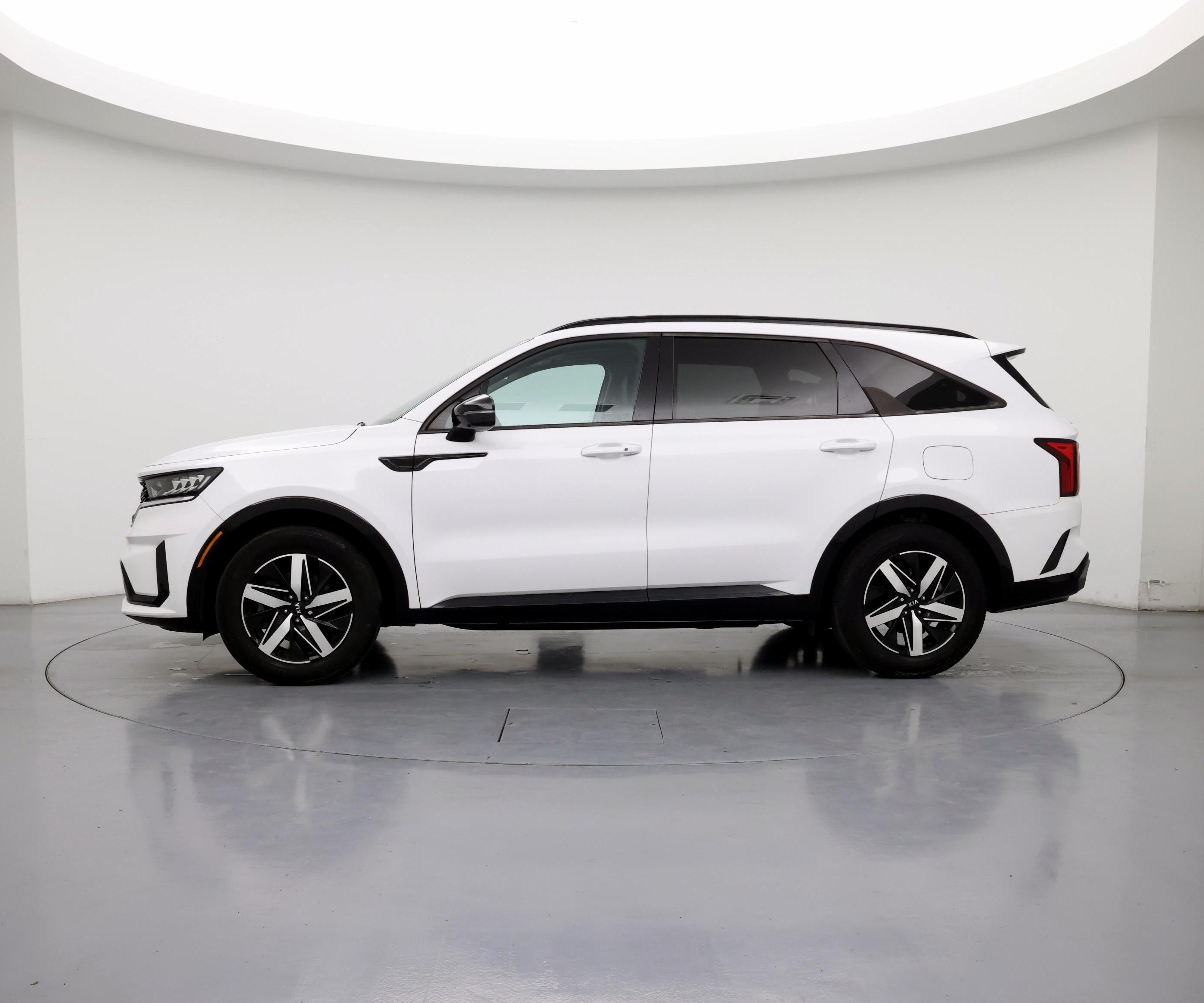 Thumbnail: 2021 Kia Sorento - 3