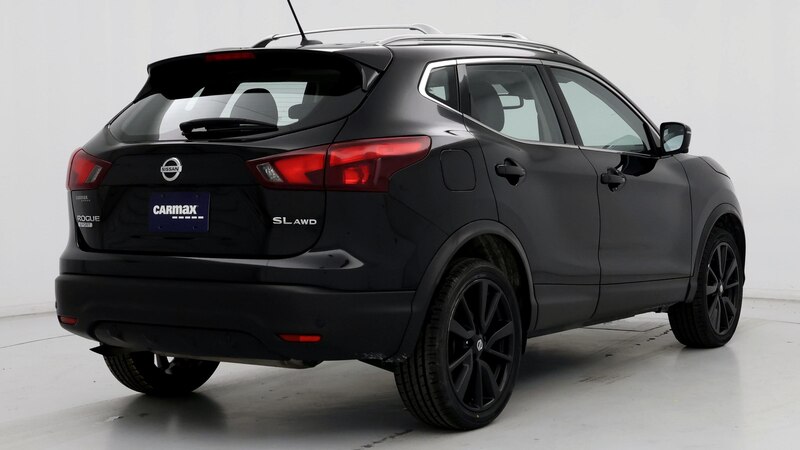 2019 Nissan Rogue Sport SL 8