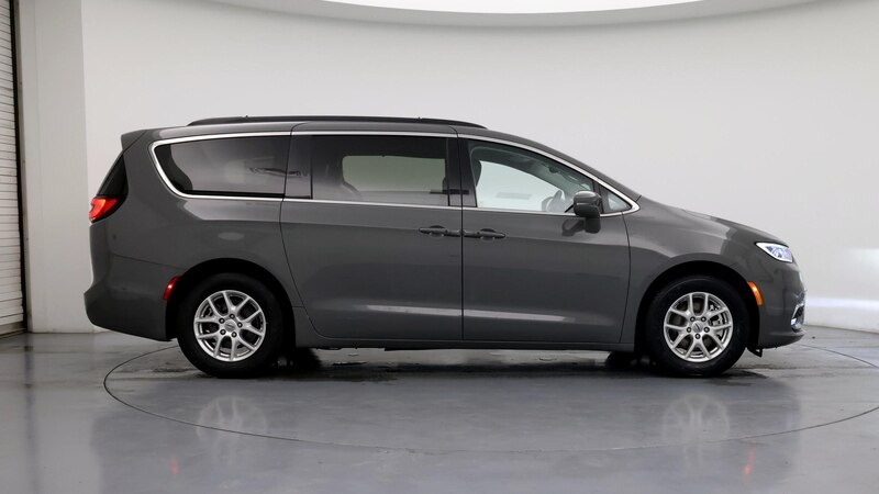 2022 Chrysler Pacifica Touring L 7