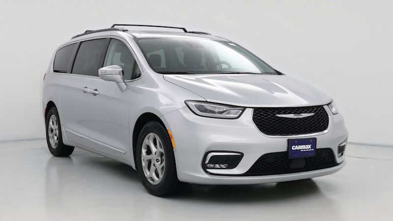 2022 Chrysler Pacifica Limited Hero Image