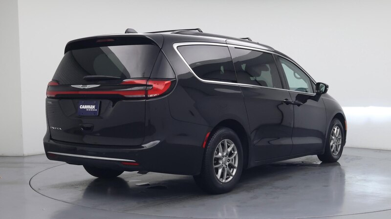 2021 Chrysler Pacifica Touring 8