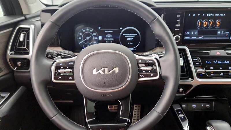 2022 Kia Sorento X-Line S 10