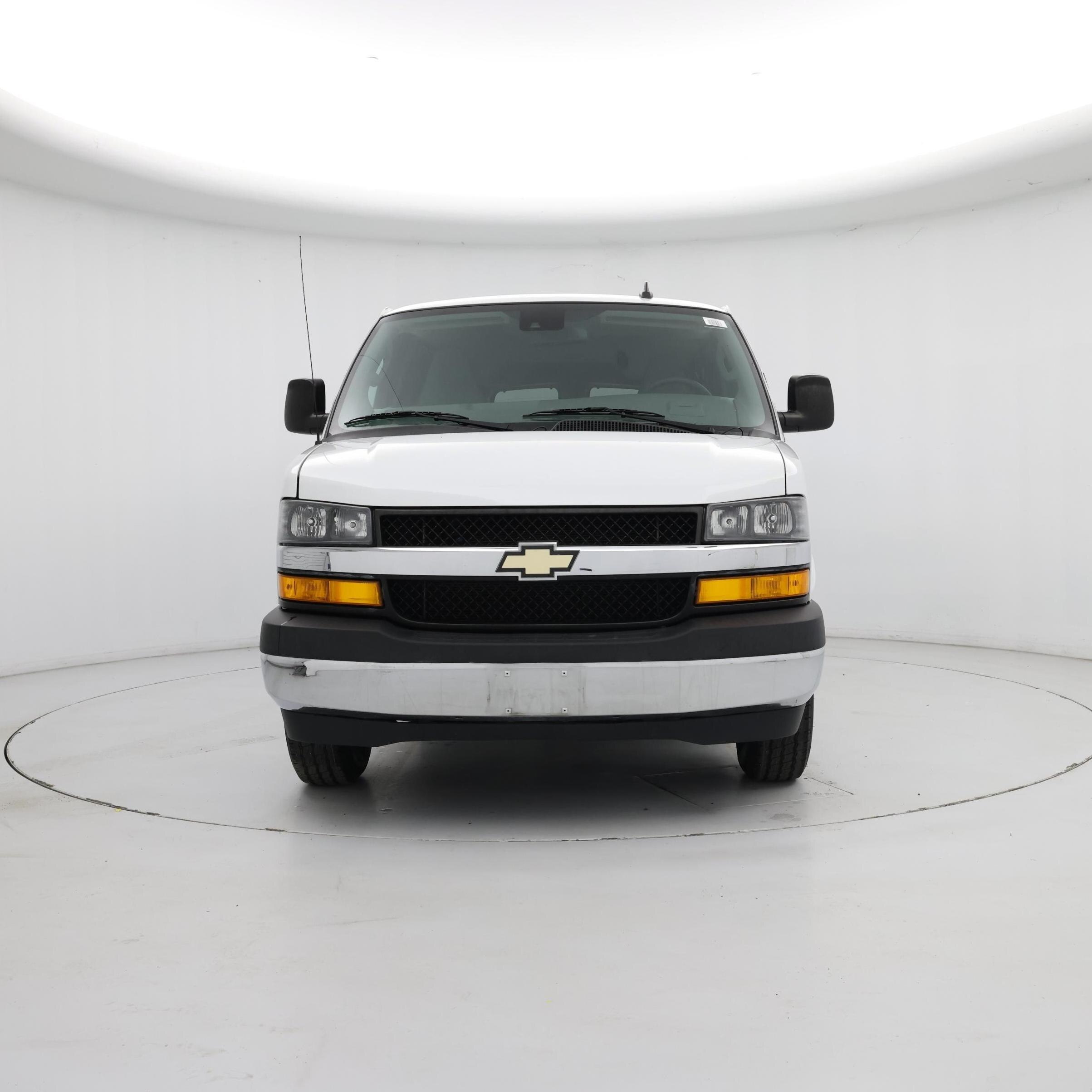 Thumbnail: 2019 Chevrolet Express - 5