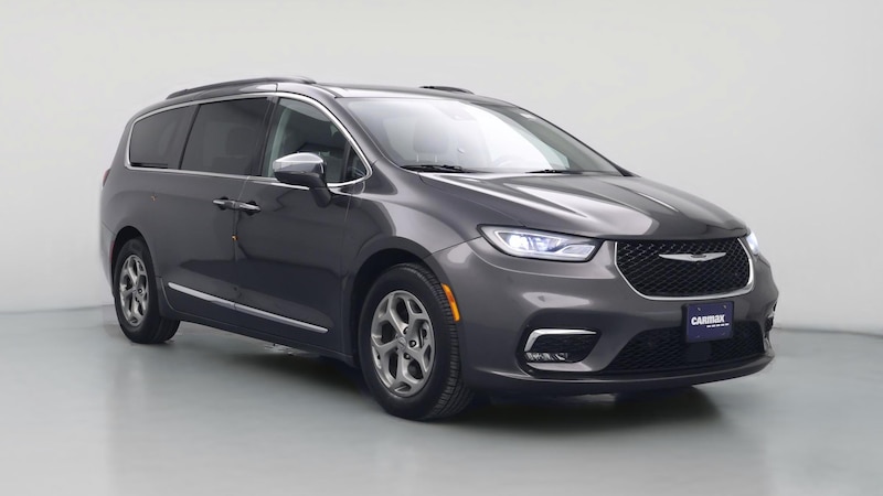 2022 Chrysler Pacifica Limited Hero Image