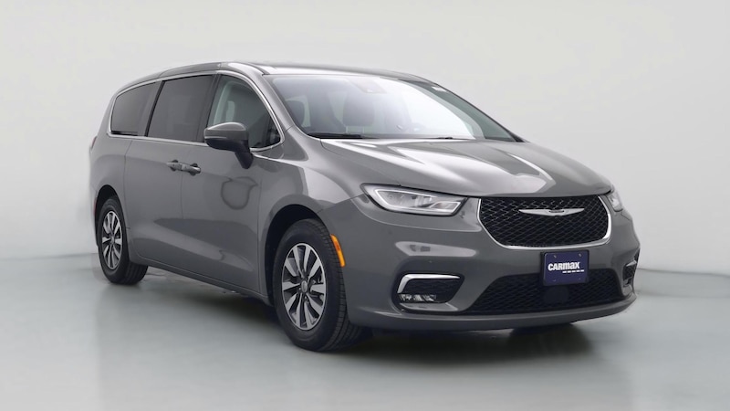 2023 Chrysler Pacifica Hybrid Touring L Hero Image