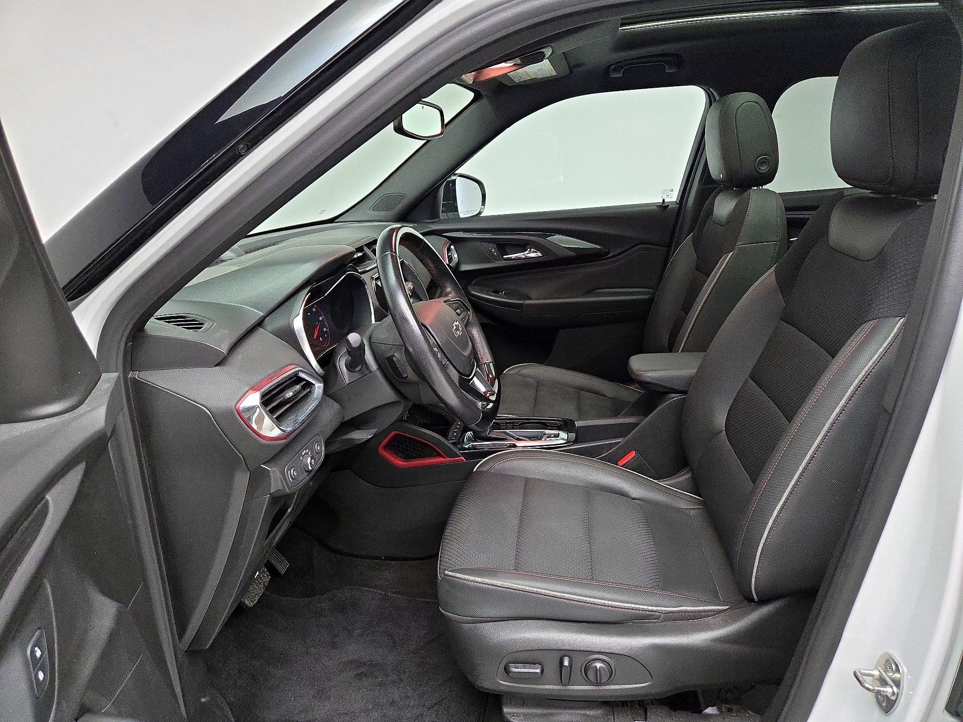 Thumbnail: 2021 Chevrolet TrailBlazer - 11