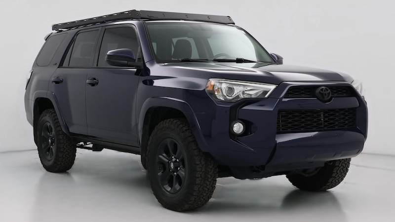 2016 Toyota 4Runner SR5 Hero Image