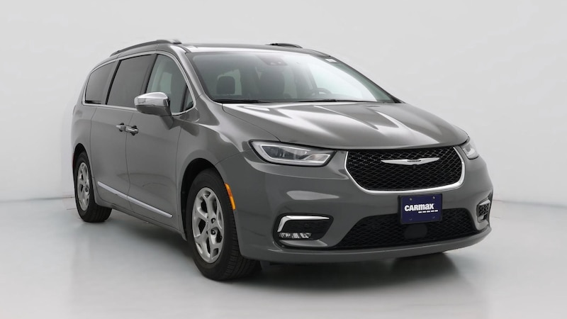 2022 Chrysler Pacifica Limited Hero Image